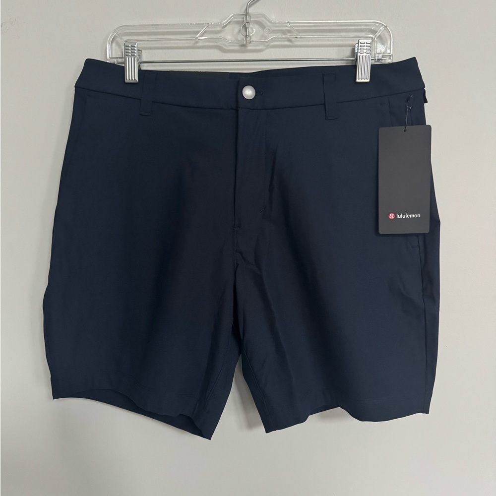 Lululemon Commission Short Classic 7”  Men's Blue Shorts size 32
